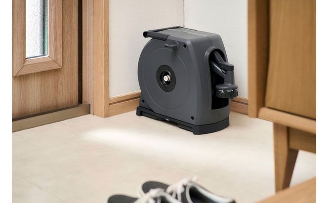 フルカバーホースリールJET 10M FHJー10 ダークグレー/ブラック ホース ホースリール 散水ホース 水まきホース 10m フルカバー カバー付き 水やり 水撒き 散水 ガーデニング 家庭菜園 洗車 掃除 アイリスオーヤマ  新生活