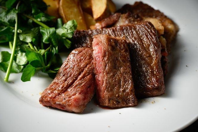  訳あり 飛騨牛 ステーキ 切り落とし 計1kg | 牛肉 肉 お肉 飛騨牛 黒毛和牛 切り落とし 和牛 国産 訳アリ 人気 訳あり 不揃い 冷凍 岐阜 瑞穂 トキノ屋 BBQ バーベキュー 人気 ステーキ 1kg