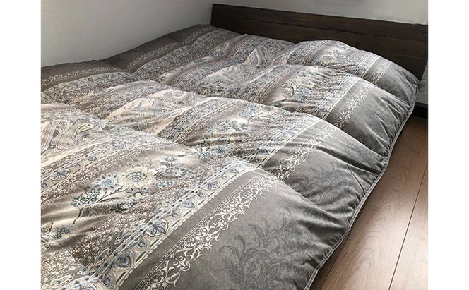 【夏冬兼用　重量約1.4kg】高級羽毛掛け布団（ハンガリー産ホワイトグースダウン）1枚（色：緑系）