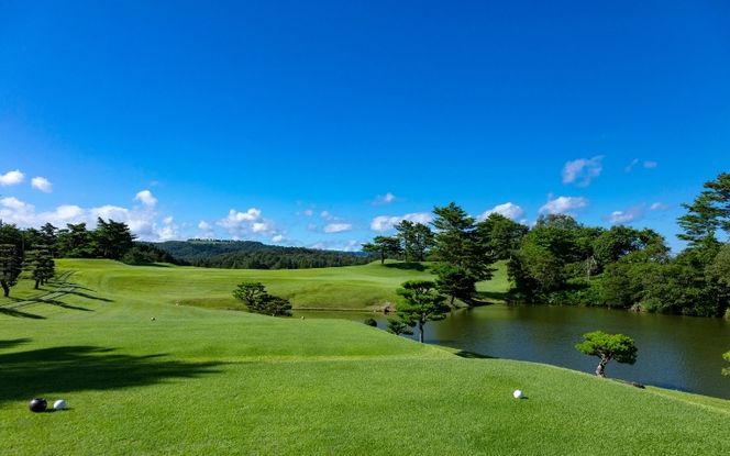 【夏季土日祝日限定】伊賀ゴルフコース ゴルフ1ラウンドプレー券 1名様（昼食付き）/ 三重県 初心者 ゴルフ競技者 高評価 ゴルフ好き チケット ごるふ GOLF リゾート【igag0004】
