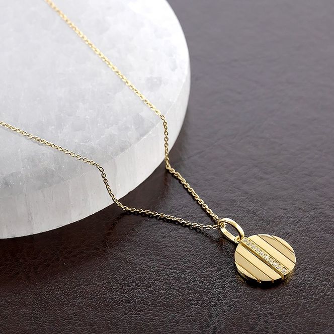 ネックレス メンズ 18金 18k ゴールド ダイヤモンド ペンダントトップ 大ぶり サークル ダイヤ イエローゴールドK18 ストライプ コイン型 ラウンド お守り ジュエリー シンプル 普段 使い 人気 250520200ym SWAA328