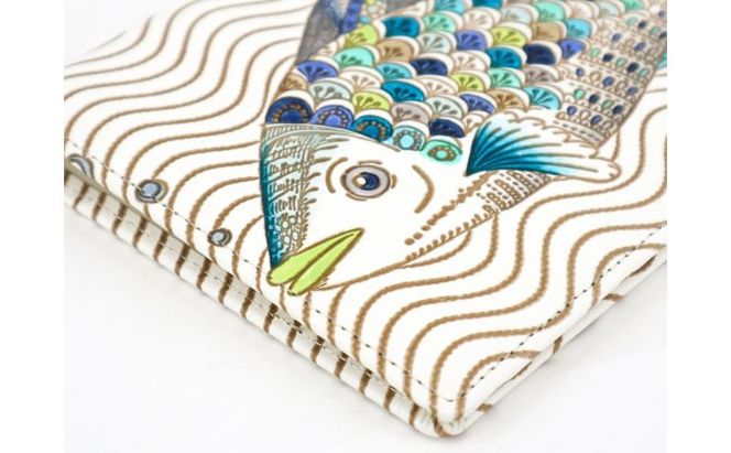 【文庫屋大関】パーソナルホルダー　ザ・フィッシュ【皮革工芸品】 雑貨 日用品 ブックカバー パスポートケース 貴重品入れ マルチケース シンプル 和風 革小物 