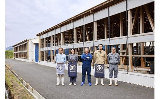 【森三商会】4等級以上の未経産雌牛限定　近江牛特選すき焼き 500g（ロース・肩ロース）【GM02W】（国産牛　和牛　ブランド牛　ブランド和牛　黒毛和牛　牛肉　肉　高級　人気　おすすめ　神戸牛　松阪牛 に並ぶ 日本三大和牛 近江牛）