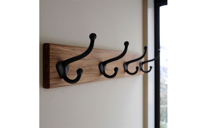 無垢チーク材＆4連大きなアイアンダブルフックのウォールコートハンガー 70cm （ウォールフック，帽子掛け，コート掛け，玄関，家具） 雑貨 日用品 インテリア ウォールハンガ 天然無垢木材 
