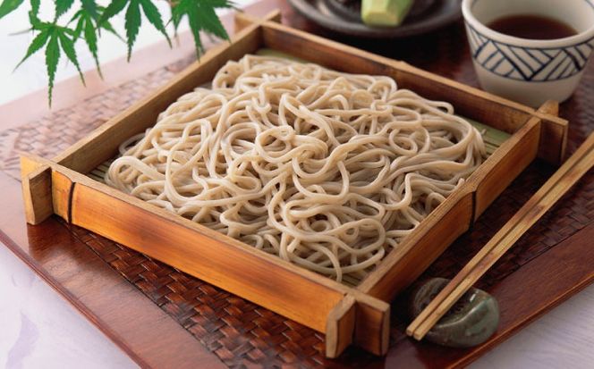 【希少！強いコシ】手延べ そば 600g(200ｇ×3袋)　あごだし10ｇ×3袋 / つゆ付き 蕎麦 ソバ そば 乾麺 麺 / 南島原市 / 野村屋[SCS017]
