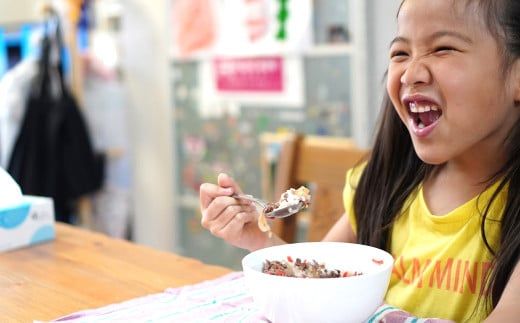 【訳あり】【定期便6ヶ月】淡路牛 切り落し 3kg (300g×10パック）　[小分け 冷凍 牛肉 人気]