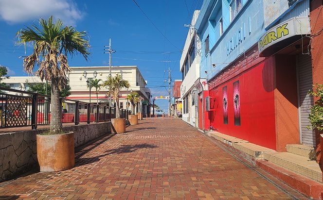 車椅子で金武町の自然と歴史とフードを満喫する我らが家は五大州5時間コース 安全第一 プロの運転技術 車椅子対応 事故防止 安全管理 丁寧な運転 安心サポート 快適 リラックス 思いやり 丁寧な接客 利用者目線 柔軟な対応 柔軟 スムーズ 地域密着 地元で 信頼のおける 家族も安心 高評価