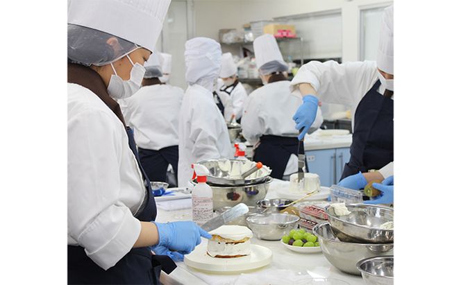 地元の高校生と共同開発！「りんごとおいものパウンドケーキ」6個 セット サンラヴィアン 岡山県 里庄町 送料無料 お菓子 スイーツ 洋菓子 焼菓子 おやつティータイム お茶菓子 甘いもの 程よい酸味 