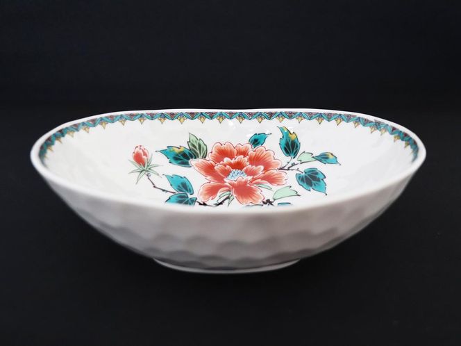 九谷焼　 6号たまご鉢　赤牡丹　a01 食器 キッチン雑貨 キッチンアイテム 雑貨 お皿 食卓 テーブルコーディネート 盛鉢 盛り付け 