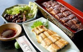 三河一色産 鰻3種バラエティーセット (蒲焼、白焼、肝焼) うなぎ処はちすか　H026-036