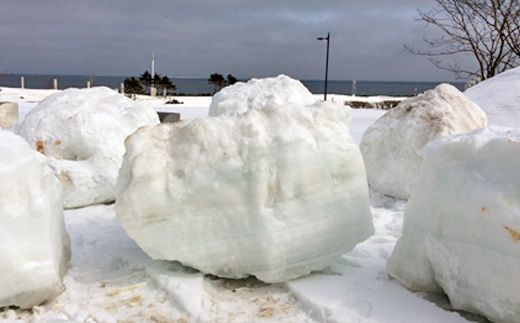 2000-3 オホーツク海の流氷（約１トン）