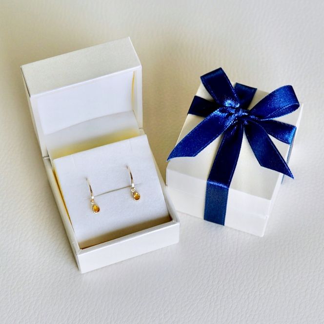 【ジュエリー】K10 イエローゴールド  シトリン 揺れる ピアス 保証書付 SR-2223 242-001-e