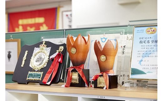 【森三商会】4等級以上の未経産雌牛限定　近江牛ステーキ600g(200g×3枚)（ロース）【GM01W】