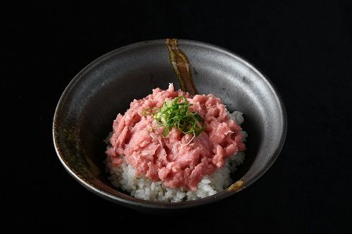 【1-339】本マグロ100%まぐろタタキ　200g×4パック