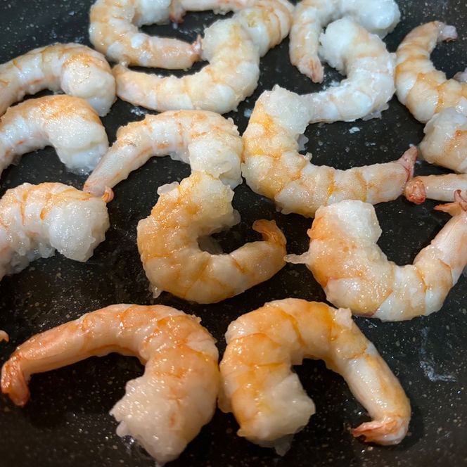 159-2020-29　極上むきえび　約750g【 魚介類 海鮮 惣菜 おかず 冷凍配送 送料無料 神奈川県 大磯町】