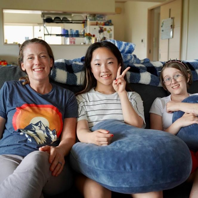 沖縄で留学体験！「まちなか留学」8回パック 留学 ホームステイ 沖縄 体験型 体験チケット 沖縄市 / HelloWorld株式会社[BCAX002]