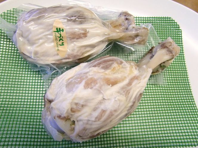 骨付き豚肉セット 豚スペアリブ（200g×3本）むし豚（150g）骨付きベーコン（200g） ｜ 骨付豚 豚 お肉 肉 スペアリブ ベーコン 柔らかい おつまみ グルメ 惣菜