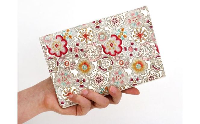 【文庫屋大関】パーソナルホルダー　春らんまん＜茜＞【皮革工芸品】 民芸品 雑貨 日用品 花柄 花デザイン 