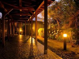 料理長おまかせ極上を食す（4名宿泊券）離れ風宿【御宿はなわらび】_HA0539