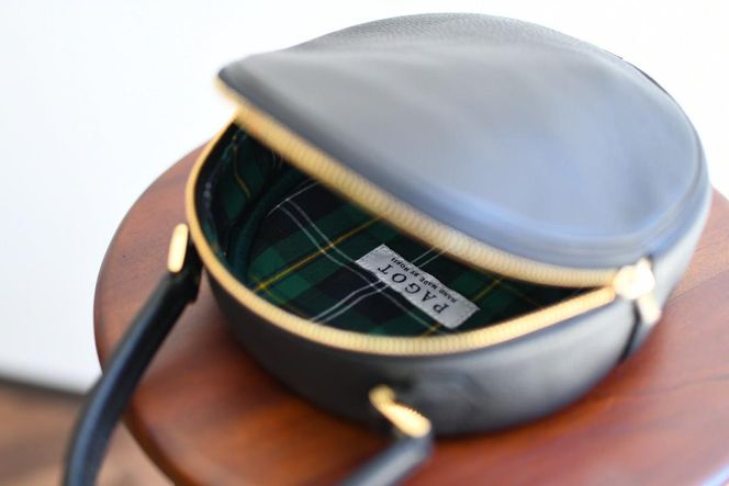 【horii.】 ラウンドバッグ "アドレ プチ"ショルダーベルト付 (162-2) PAGOT 本革 レザーバッグ レディースバッグ ショルダー ポシェット 受注生産