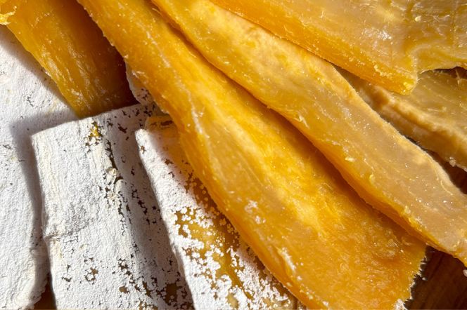 DK-3　【芋屋久兵衛】〈訳あり　シロタ〉茨城県産紅はるか干しいも500ｇ×２袋