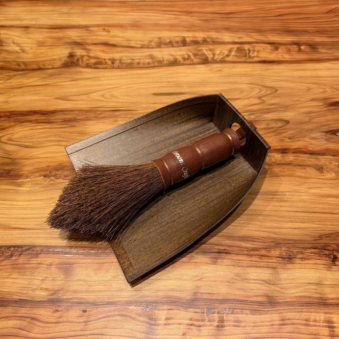 国産棕櫚手箒レザー ブラウン 柿渋はりみ塵取り（穴あき）セット ［FM16］ 303446_CK019VC01