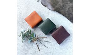 本革 ノンステッチの二つ折りミニ財布 シボ入り栃木レザー ファッション小物 革小物 レザー小物 ウォレット コンパクト カード入れ 小銭入れ お札入れ 