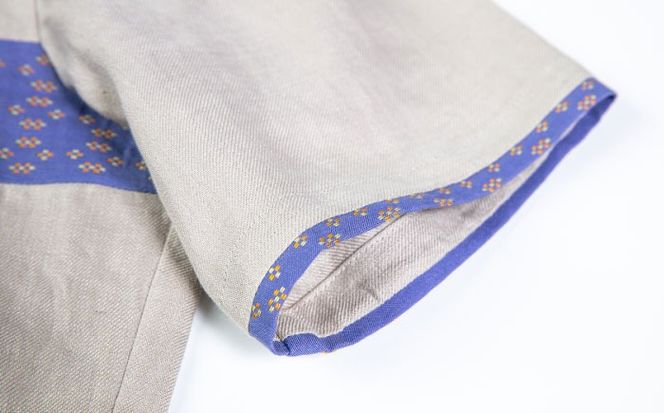 サマーシャツ（グレーベージュ / メンズ）琉球織物 経浮花織入り ファッション フォーマル カジュアル 冠婚葬祭 / 沖縄市 FABRIC SHOP MINAMI[BCCS013]