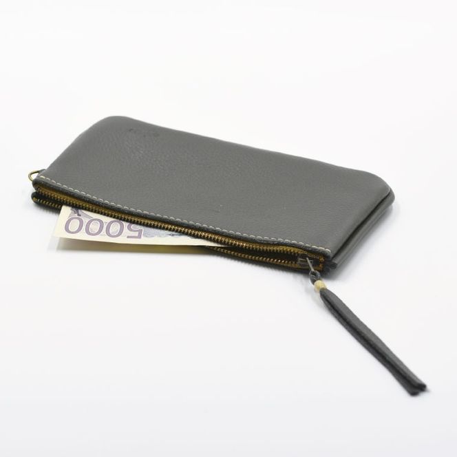 益子の革工房maharoのファスナーお札ケース　ダークグレー｜栃木県 益子町 ふるさと納税 ファスナーお札ケース 牛革 手作り（AX138-5）