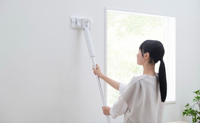 電動フロアワイパー SWD-B-W ホワイト アイリスオーヤマ 電動モップ コードレス フローリングワイパー モップ 水拭き 床掃除 雑巾 床拭き フローリング 掃除 充電式 コードレス リビング 廊下 水拭きシート対応