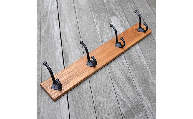 無垢チーク材＆4連大きなアイアンダブルフックのウォールコートハンガー 70cm （ウォールフック，帽子掛け，コート掛け，玄関，家具） 雑貨 日用品 インテリア ウォールハンガ 天然無垢木材 