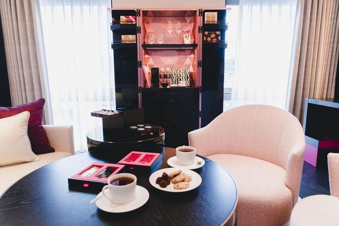 【フォションホテル京都】ホテル宿泊ペアチケット 平休日1泊朝食付《スーペリアツイン》［ 京都 フランス・パリ発 美食ブランドが手がける  ホテル ペア 宿泊券 人気 おすすめ ホテル 宿泊 旅行 観光 グルメ ふるさと納税 ］  261009_A-LA004