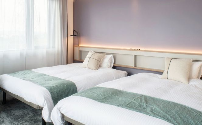 レフ沖縄アリーナ by ベッセルホテルズ ジュニアスイートルーム 1泊2日 宿泊券 (1〜3名様/朝食付き) 宿泊利用券 沖縄旅行 ホテル チケット ギフト 沖縄市 / 株式会社すこやかホールディングス[BCAP005]