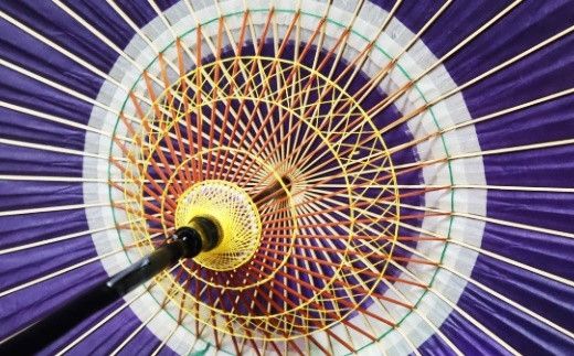 時を重ねて今に伝わる美しさ　花巻傘　蛇の目傘（紫） 【662-2】