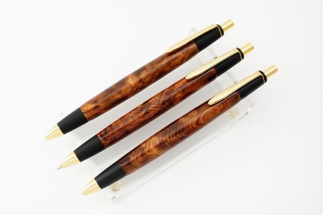 天然屋久杉【光明瘤】ボールペン(0.7mm)1本〈 ペン 文具 工芸品 文房具 雑貨 ギフト 贈答 プレゼント 木軸 記念 高級〉 