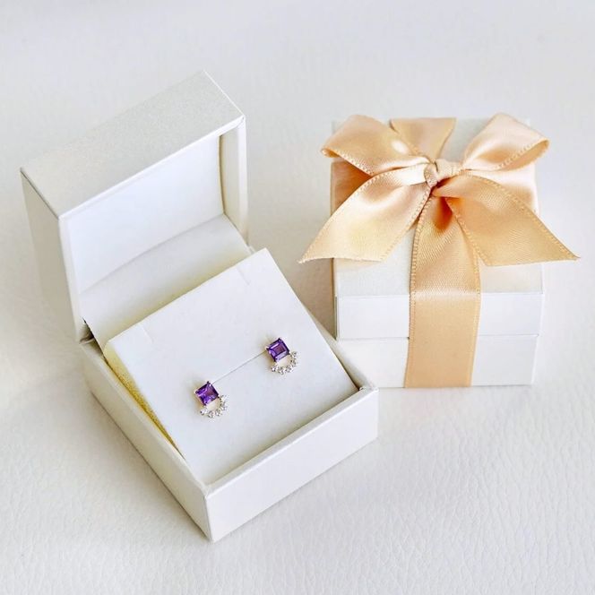 【ジュエリー】K10 イエローゴールド アメシスト ピアス 保証書付 SMK-5220 242-004-a