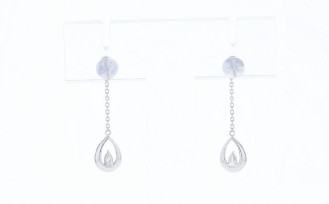 J086 ARC-EN-CIEL PTダイヤピアス（計 0.14ct）