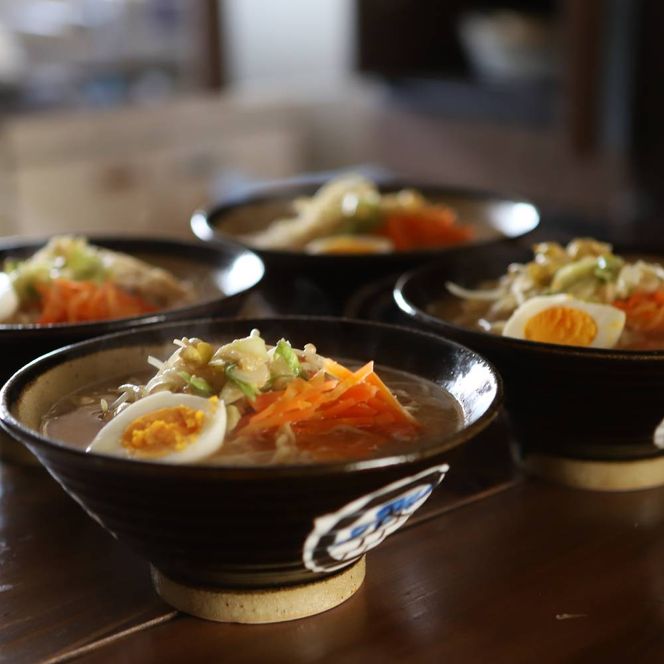 8-17 ここだけの味！とうきび味噌の甘味がきいたラーメン4食