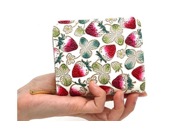 【文庫屋大関】二つ折りファスナーミニ財布 いちご【皮革工芸品】財布 二つ折り 小物 お札 カード 小銭 コンパクト 牛革 手作り 日本製 墨田区 東京都