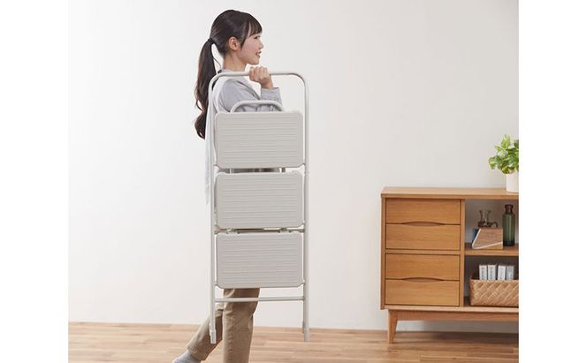 折りたたみステップ３段 OSU-3R ニュアンスグレー アイリスオーヤマ 踏み台 脚立 折りたたみ おしゃれ 軽量 ステップ台 ステップチェア 折りたたみステップ  スツール はしご ステップ 大掃除 洗車台