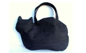 オリジナルネコ型トートバッグ　デニム ファッション かばん ふわふわ エコファー ネコ好き ネコグッズ ネコの形 ネコの形のバック 手持ちバック デニム生地 