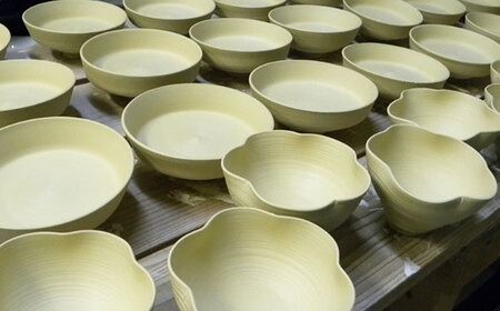 有田焼 和紙染め花紋マグカップセット 糸島市 / 伊都桃山窯 陶磁器 クラフト 伝統 工芸 [AKB026]