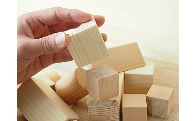積み木 木製 おもちゃ いろいろ つみき 25～30個 日本製 工芸品 室内 遊び 知育 玩具 ファミリートイ ゲーム 