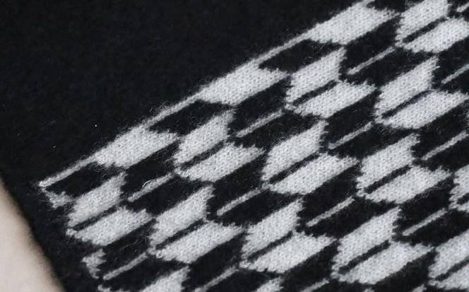 G3325 『Noble Fibre』100％カシミヤ・マフラー ヤガスリジャガード 【高級 カシミア おしゃれ ファッション 防寒 かしみあ】