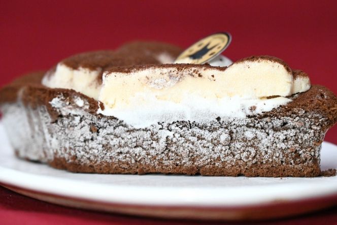 【2026年2月より順次発送】 AI186 スフレ チョコケーキ 2個 セット [ チョコレートケーキ スフレケーキ ふわふわ チョコ ケーキ 冷凍 スイーツ 焼き菓子 濃厚 パティスリーシャトン 長崎県 島原市 ]