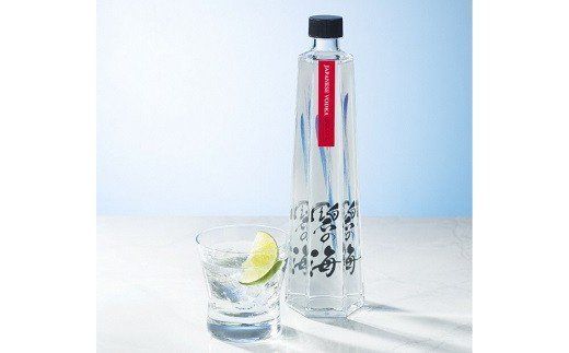 国産ウォッカ『碧の海』500ml瓶×２本 純国産 アルコール 酒 蒸留酒 スピリッツ ウォッカ ストレート ショット カクテル 沖縄 サトウキビ 白樺炭 H044-049
