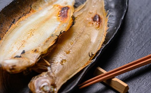 【カレイの王様】笹かれい一夜干し（ササカレイ、ヤナギムシカレイ）特大サイズ 5尾セット ＜身は繊細・上質の脂と香りが特徴の笹カレイの一夜干し 干物＞急速冷凍・真空パッケージ　UO00066