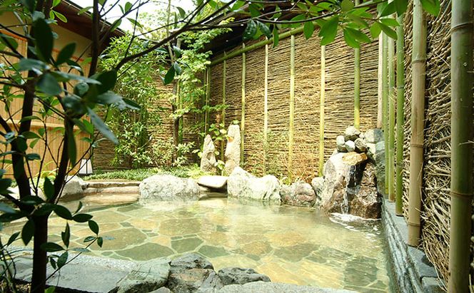 【松露亭】1泊 2食付きプラン（1名様）4～10月利用可（ご利用不可期間あり）京都 天橋立 日本三景 京都 丹後 高級宿 宿泊券 宿泊チケット 文殊荘 観光 船 旅行 宿泊 海水浴 温泉 カニ 蟹 京都府 近畿 朝食 夕食 トラベル 国内旅行 一名様 