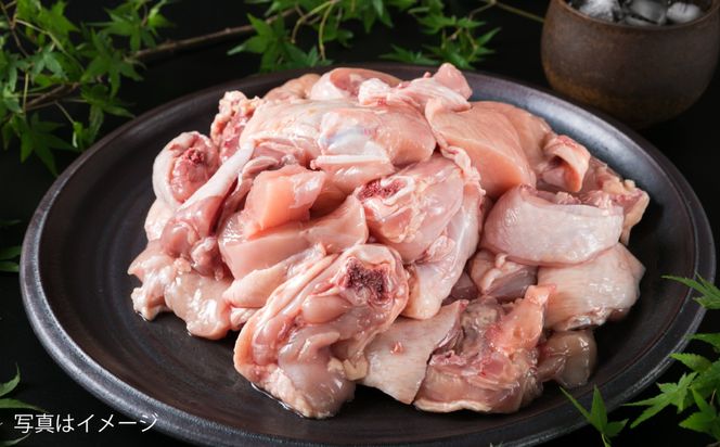 糸島産 華味鳥 水炊き用 ぶつ切り 2kg 糸島市 / 糸島ミートデリ工房[ACA103]