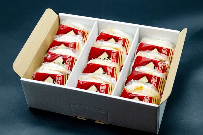 BJ058 岩崎本舗 【2回定期便】大とろ角煮まんじゅう 12個入 (箱) [長崎県 島原市]